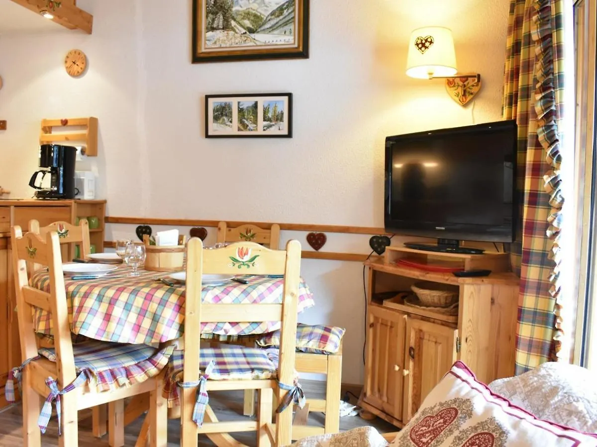 Charmant Appartement 3 Pieces Mezzanine, 6 Pers, Piscine Ete, A 250M Des Pistes - Meribel Centre - Fr-1-180-121 contacts